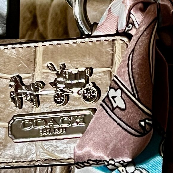 COACH-Beautiful Alligator Print Bag - Picture 1 of 7